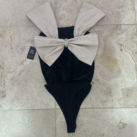 Express Bodysuit - Picture 6 of 6